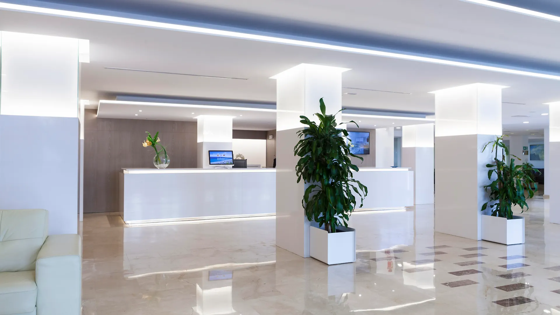 Cm Playa Del Moro Hotel Cala Millor  4*, Cala Millor (Mallorca) Spain