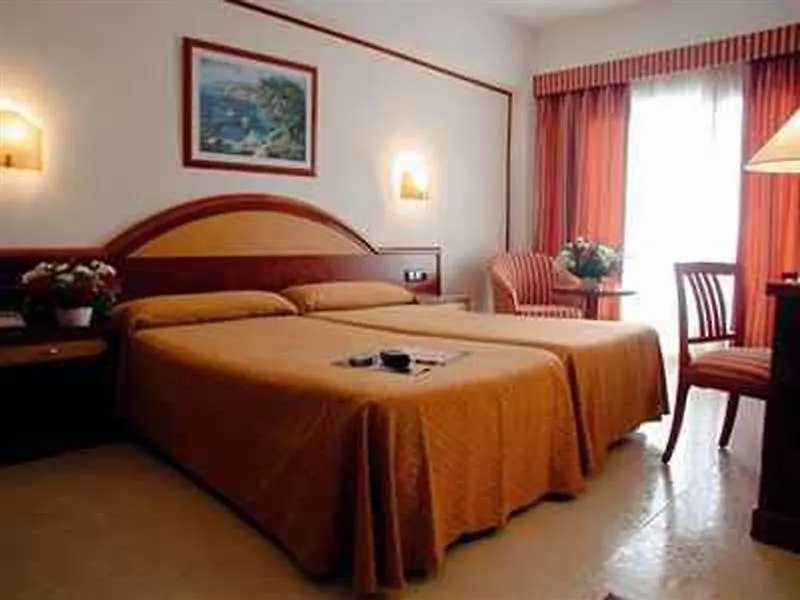 Cm Playa Del Moro Hotel Cala Millor